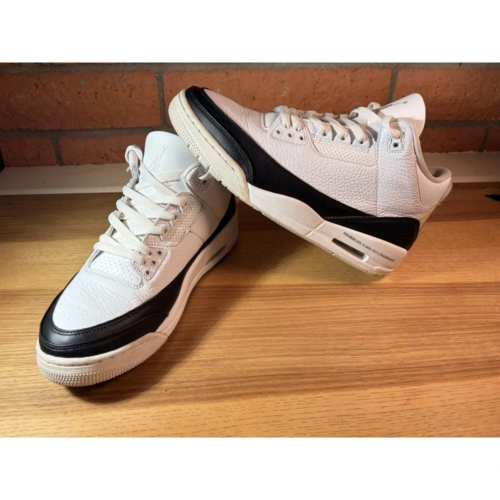 Size 10.5 - Jordan 3 Retro SP x Fragment Design Mid White DA3595-100 Pre-owned